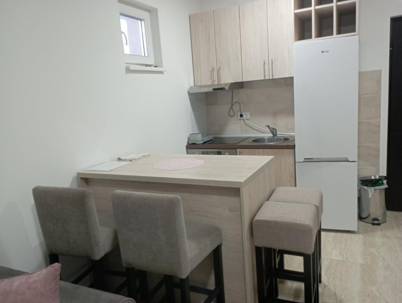 Apartmani Marija Врдник Экстерьер фото